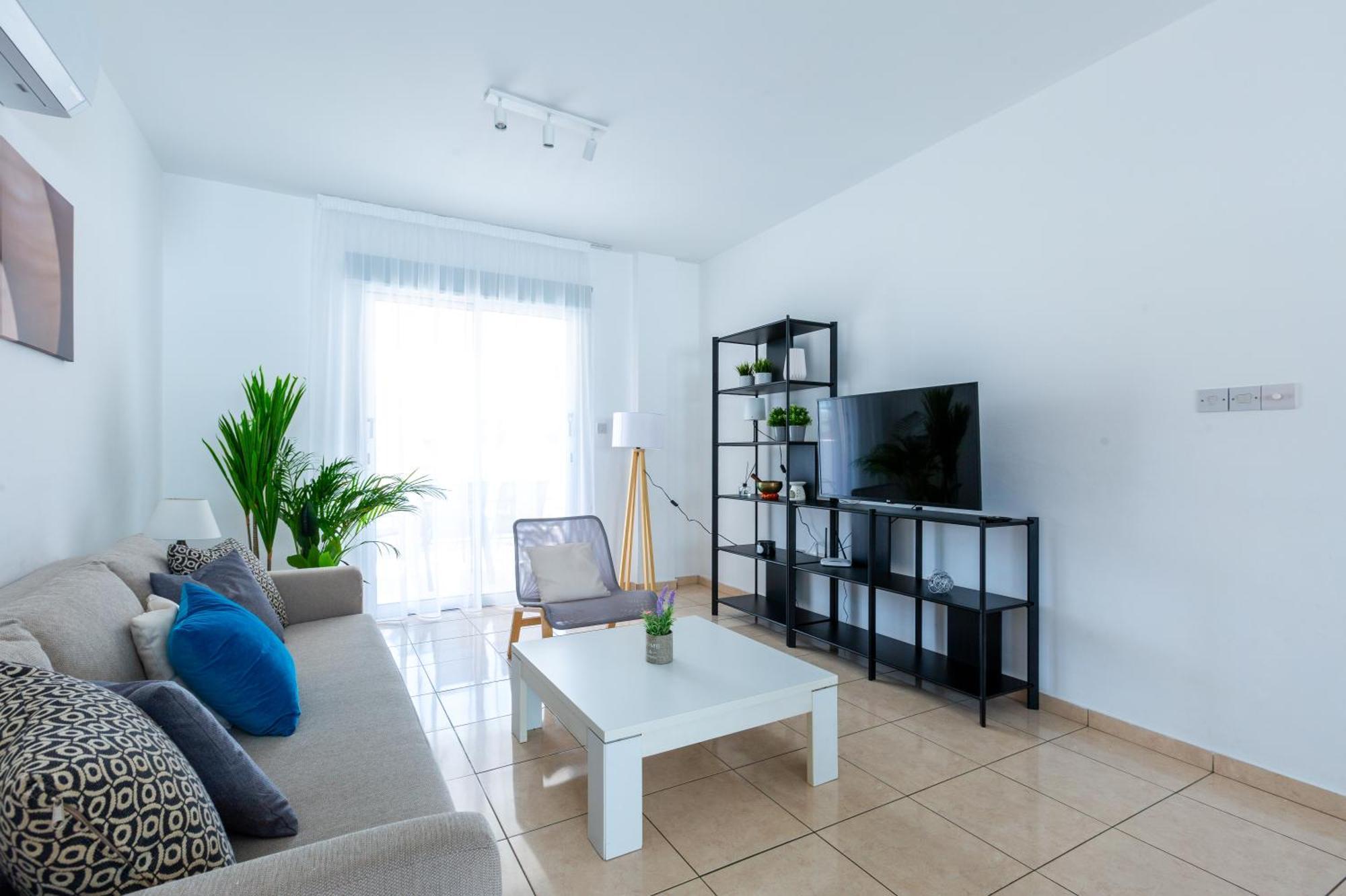 Beautiful 2 Bed Apartment In Paphos Cyprus المظهر الخارجي الصورة