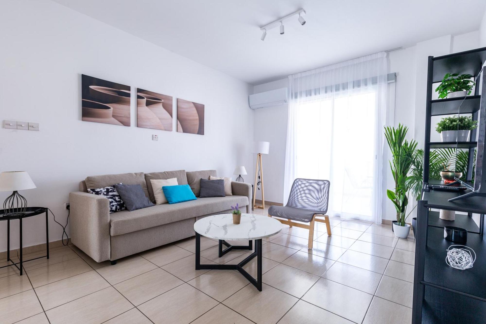 Beautiful 2 Bed Apartment In Paphos Cyprus المظهر الخارجي الصورة
