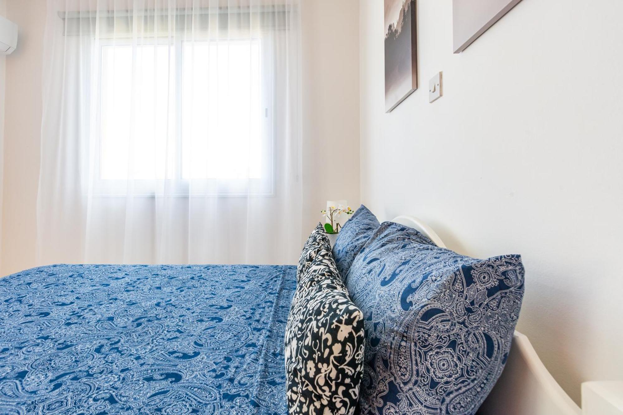 Beautiful 2 Bed Apartment In Paphos Cyprus المظهر الخارجي الصورة