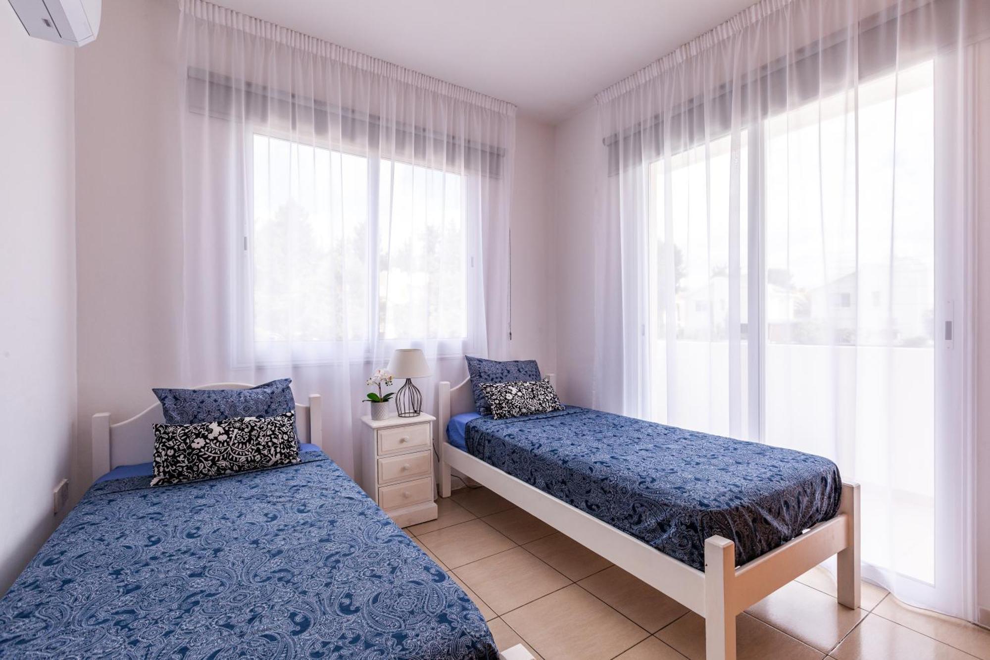 Beautiful 2 Bed Apartment In Paphos Cyprus المظهر الخارجي الصورة