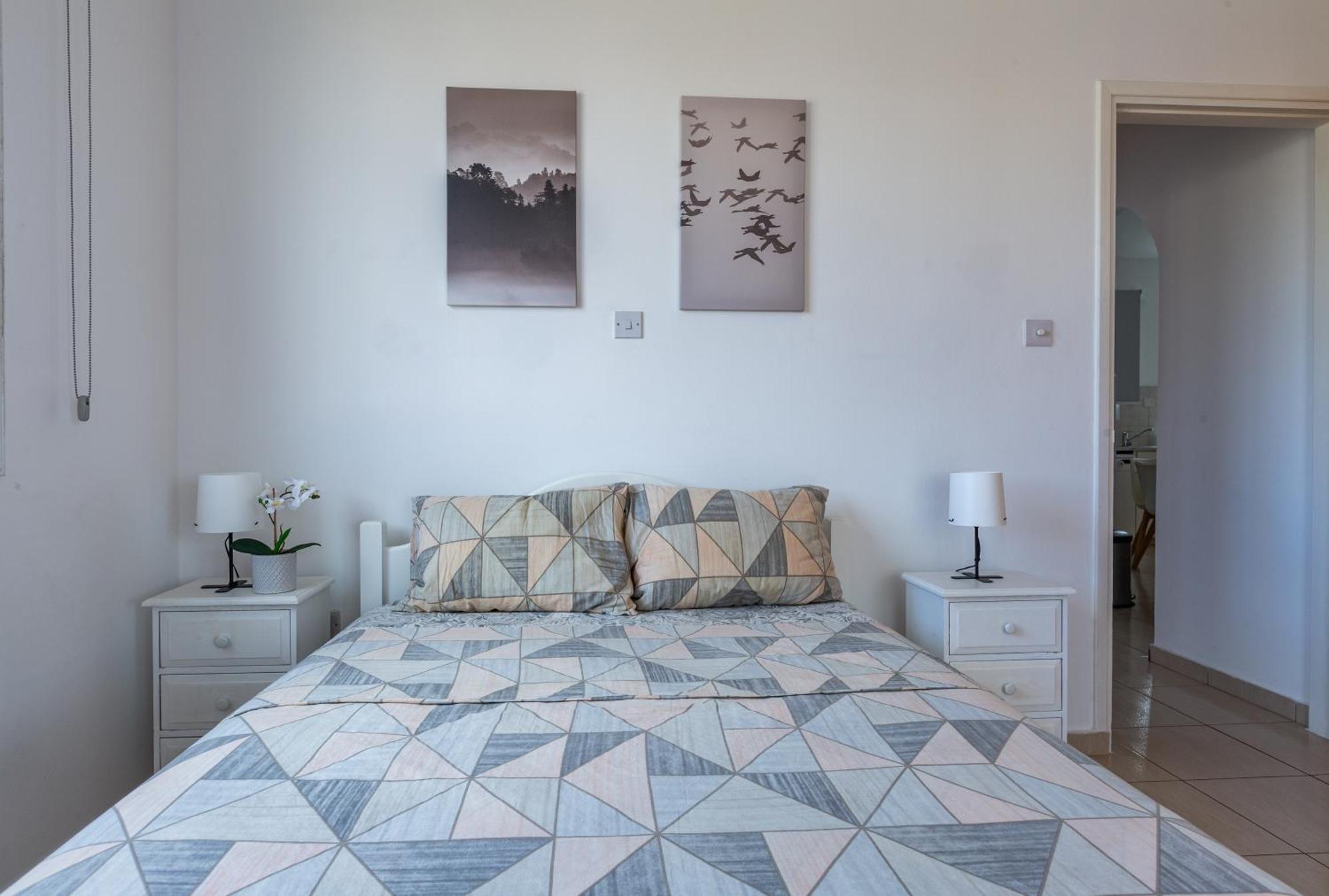 Beautiful 2 Bed Apartment In Paphos Cyprus المظهر الخارجي الصورة
